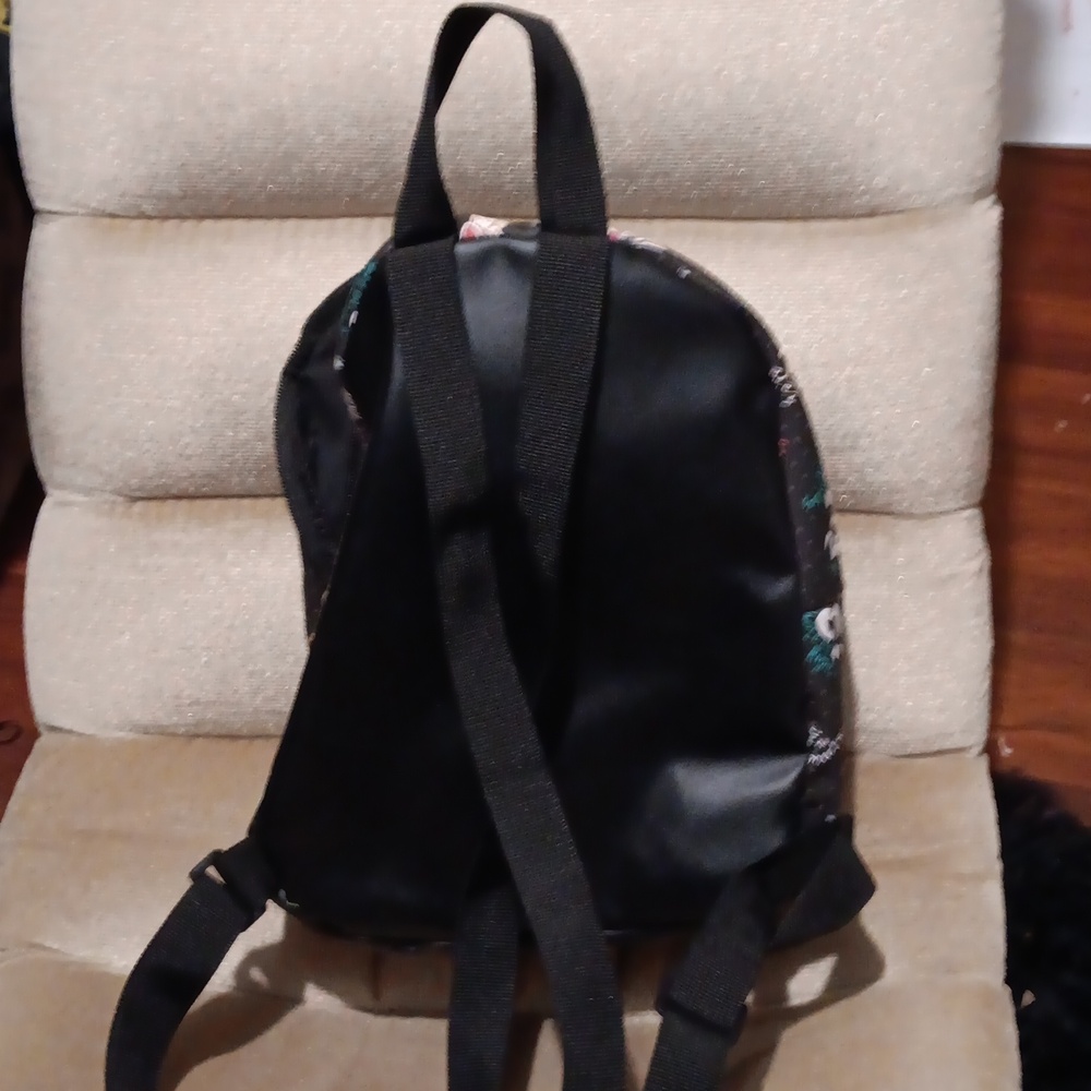 Beetlejuice Mini Backpack - Picture 3 of 4